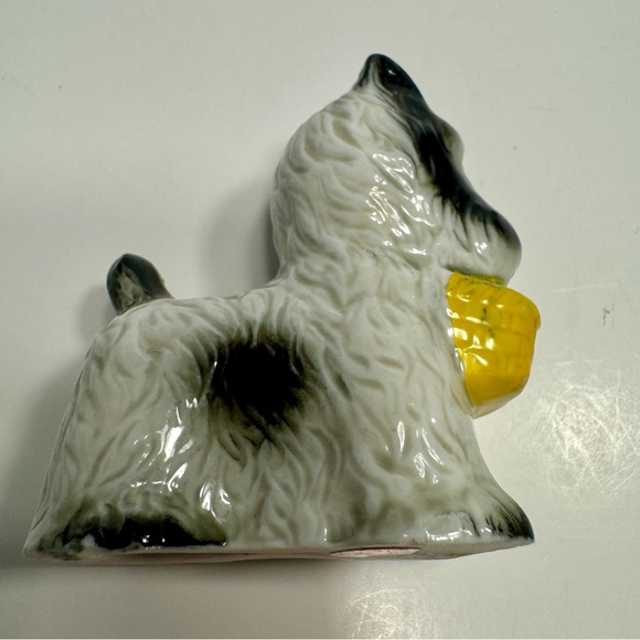 Vintage Terrier Dog With Basket figurine. Genuine Bone China Figurine. - Picture 4 of 10